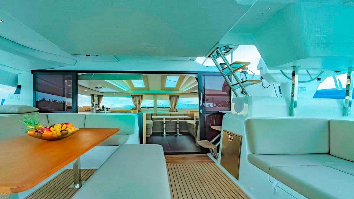 Аренда парусного катамарана Fountaine Pajot 45 на Пхукет